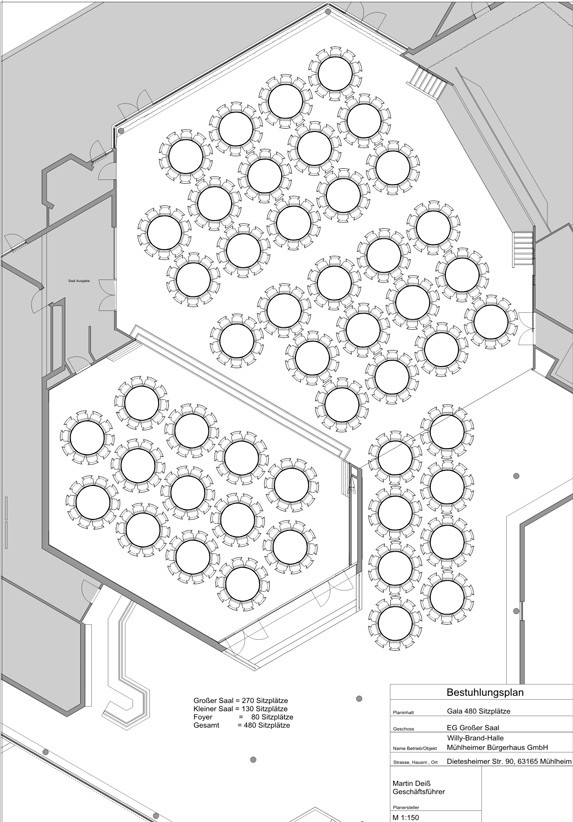 Galabestuhlung-mit-Foyer-xl